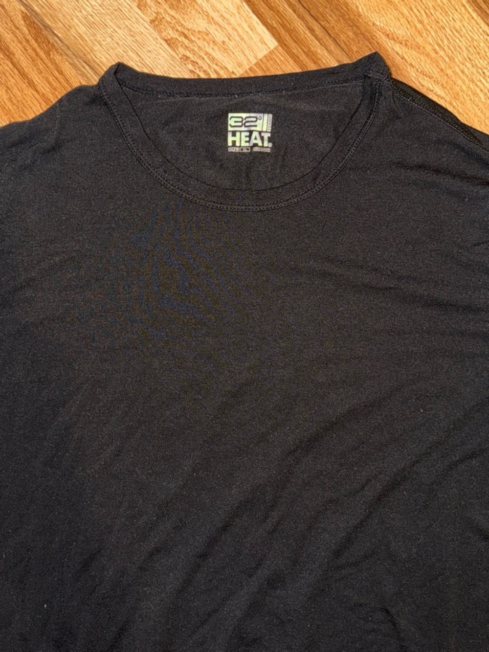 Men’s Long-Sleeve Crew Neck Shirt in Black - Picture 3 of 5